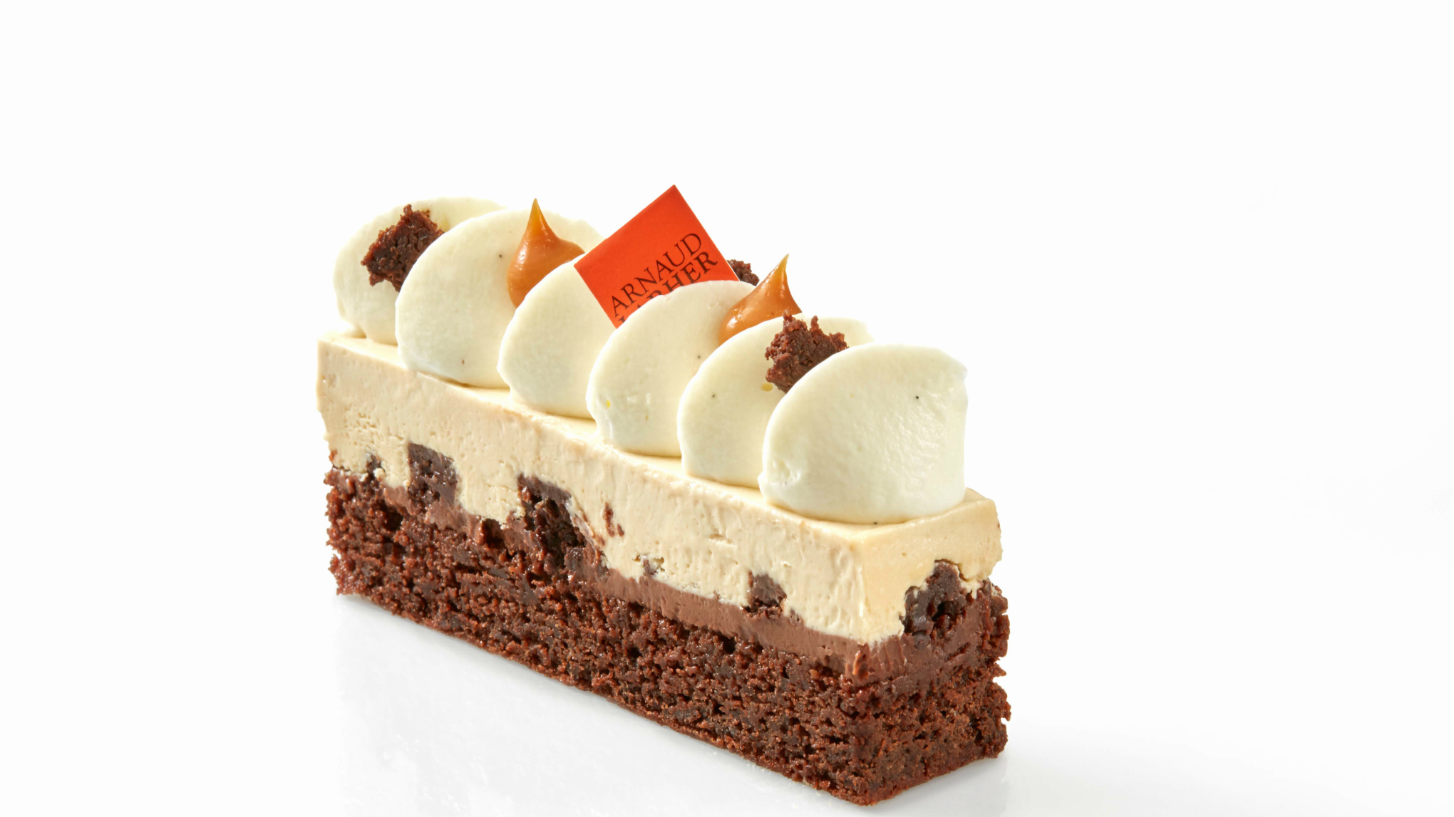 Le desir-dessert-served-at-Hotel-Grande-Bretagne-Athens-by-Arnaud-Larher